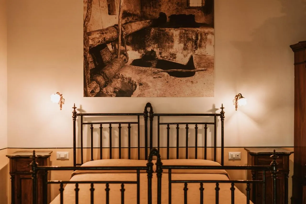 Hotel I Cinque Balconi Santa Marina Salina 3*,