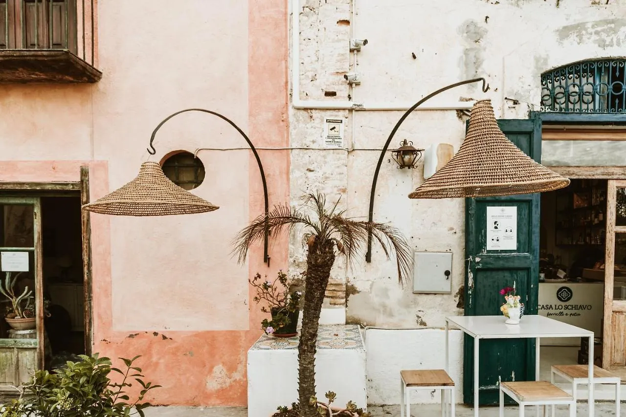Boutique Hotel I Cinque Balconi Santa Marina Salina 3*,